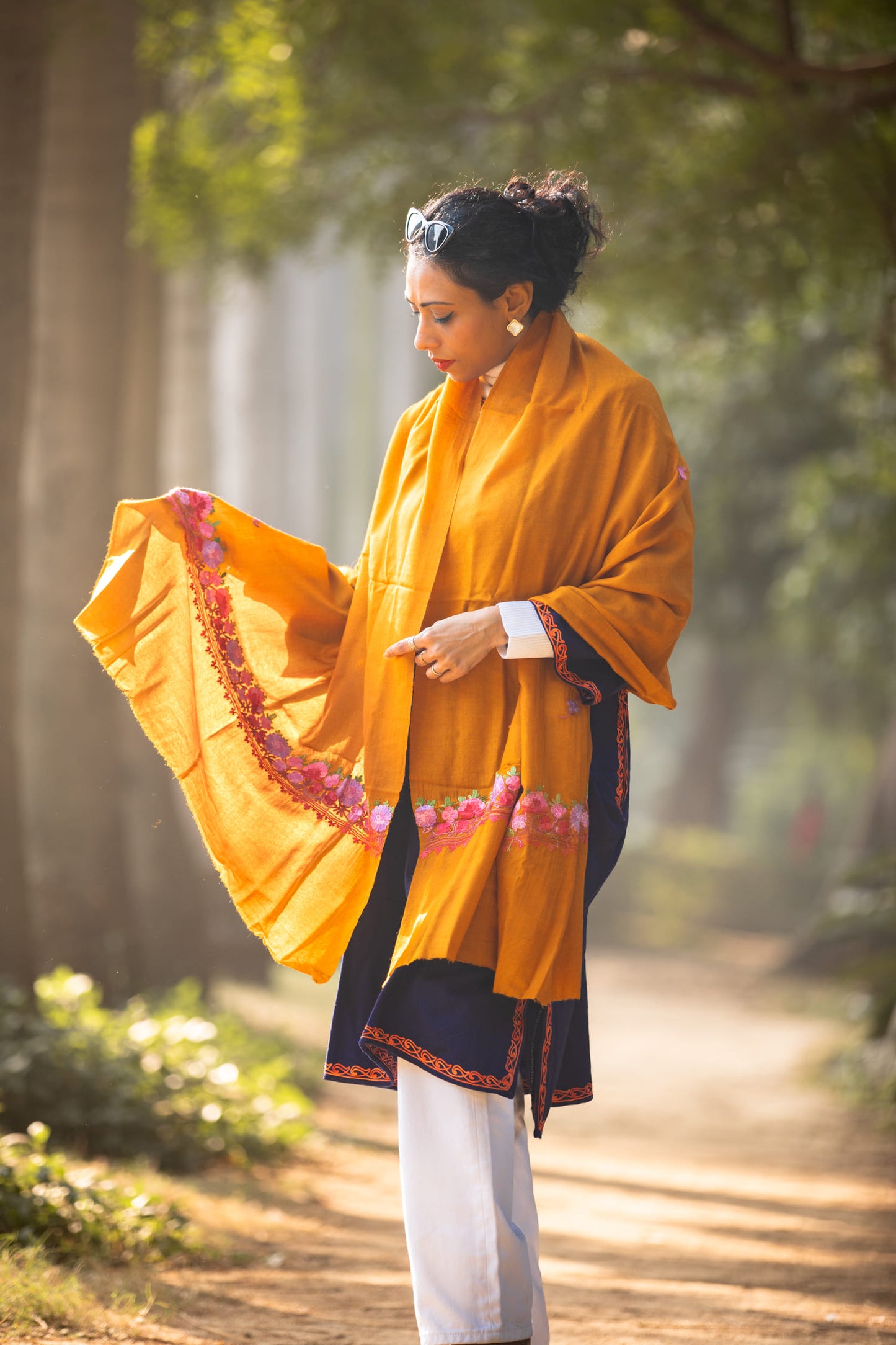 Mustard coloured Stole with Kashmiri embroidery