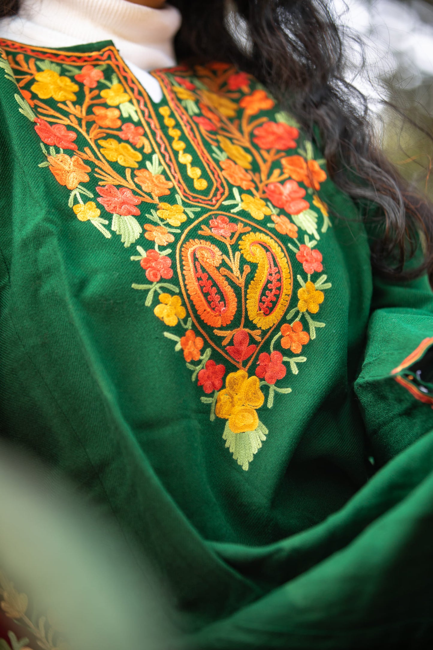 Embroided Dark-green Kashmiri Pheran