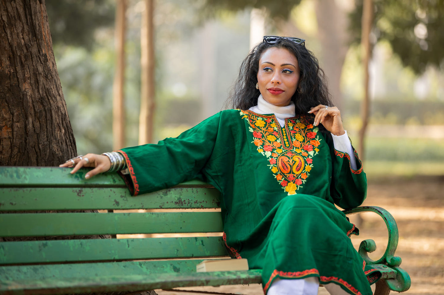 Embroided Dark-green Kashmiri Pheran