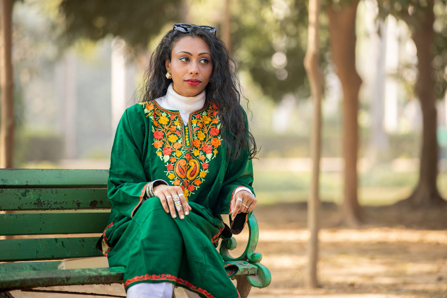 Embroided Dark-green Kashmiri Pheran