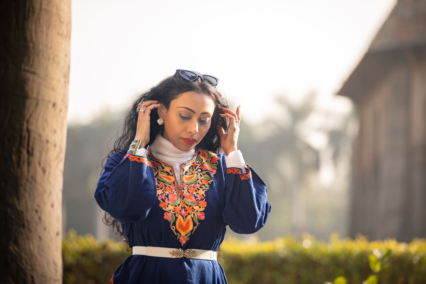 Embroided Navy blue Kashmiri Pheran
